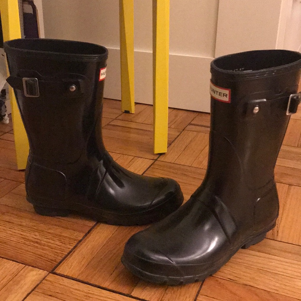 Black shiny hunter boots (short)